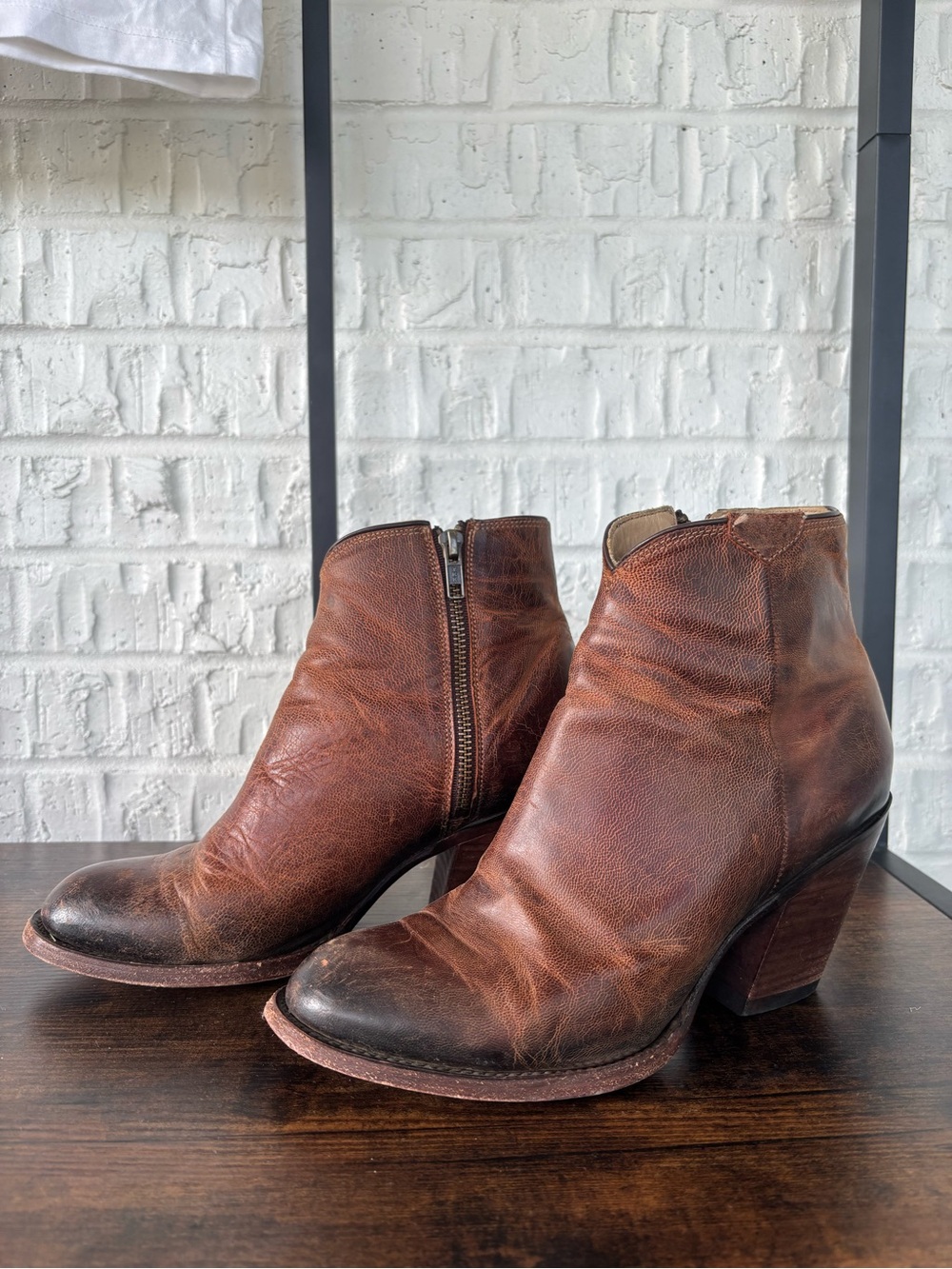 Lucchese Brown Leather Ankle Booties with Side Zip